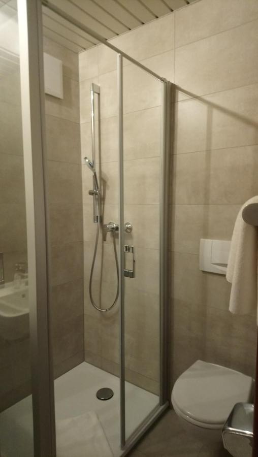 Kaefernberg - Weinhotel Alzenau in Unterfranken Luaran gambar